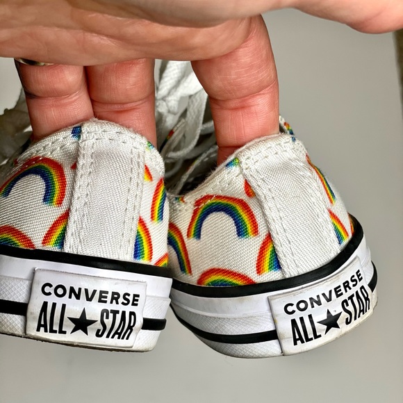 Converse rainbow print sneakers low top size 1.5 - Picture 6 of 7